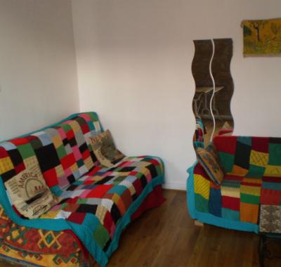 T1 bis pentes Croix-Rousse (lyon 1er) FETE DES LUMIERES LYON