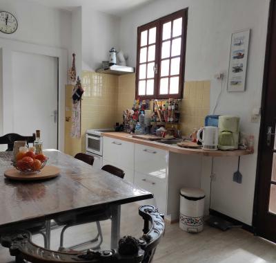 T3 meublé dans villa de 3 appartements