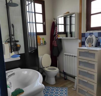 T3 meublé dans villa de 3 appartements
