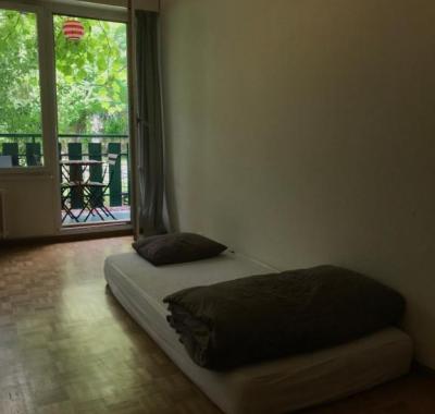 Lit 1 place dans pièce de 20 m2 partagée à 2