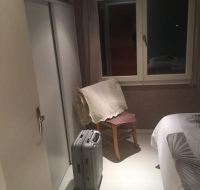 Agréable Chambre lumineuse de 10 m2  entre Grenoble et Chambéry