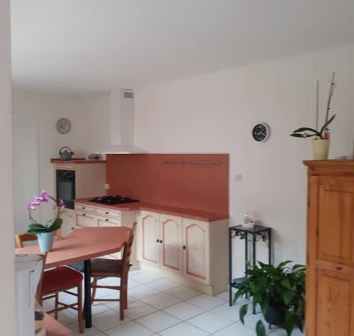 Agréable Chambre lumineuse de 10 m2  entre Grenoble et Chambéry