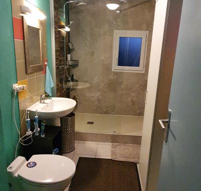 Chambre individuelle grand lit ,➕ chambre supplémentaire