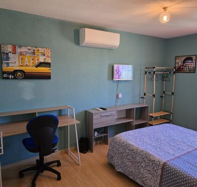 Chambre individuelle grand lit ,➕ chambre supplémentaire