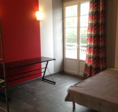 Chambre meublée dans appart, Hyper centre Caen