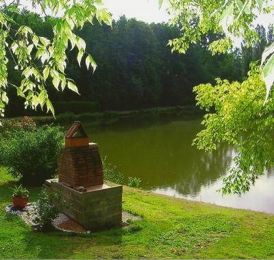 Petite maison sur terrain de loisir