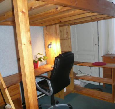 Maison partagée. Coin de campagne en pleine ville.