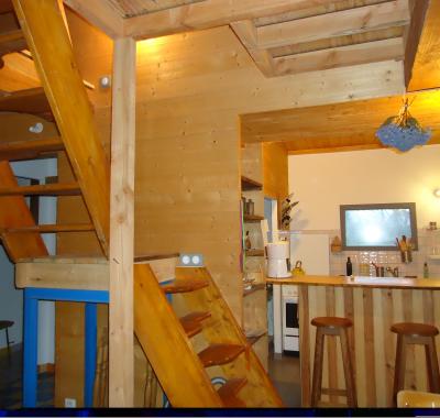 Maison en bois à l'orée de la forêt de Brocéliande