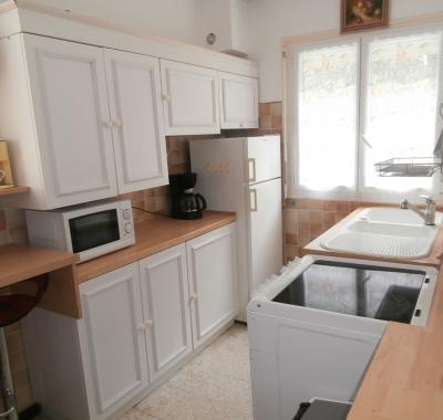 Location 2/5 pers, 3 chambre, Clim , à 100 m de la plage et centre