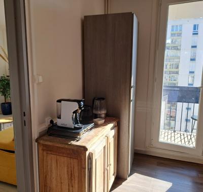 Logement à louer   salle de bain et WC commune