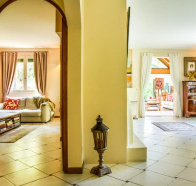 Chambre luxueuse dans propriété