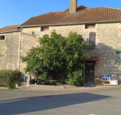 Chambre a louer tous confort dans très grande maison