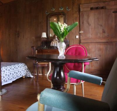 CHERCHE 2 COIOCATAIRES pour partager maison