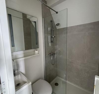 Chambre et salle de bain privative - entrée indépendante