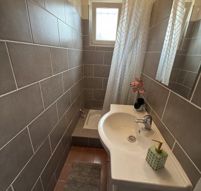 Chambre meublee  dans une maison au calme