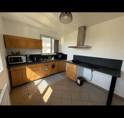 Chambre meublee  dans une maison au calme