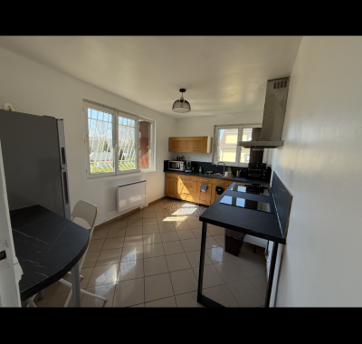 Chambre meublee  dans une maison au calme