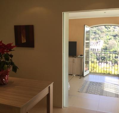Chambres ou étage dans une villa de luxe. Piscine et salle de sport.