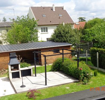 Chambre de 24 m2 avec salle de bain ensuite privée