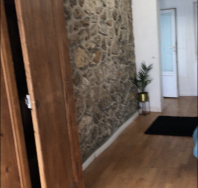 Appartement dans pavillon