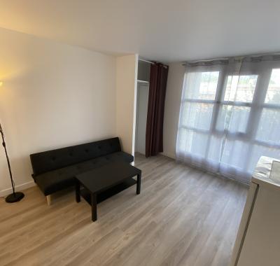 Espace Coliving  T1 meublé 17 à 25m2 terrasse - EVRY GARE UNIVERSITES