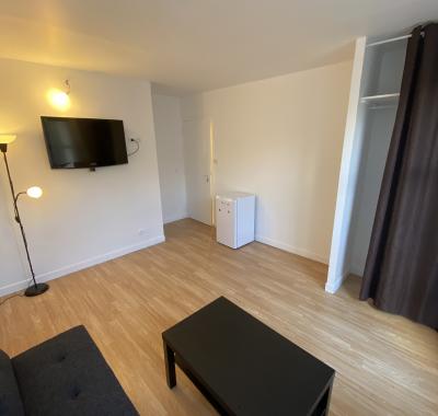 Espace Coliving  T1 meublé 17 à 25m2 terrasse - EVRY GARE UNIVERSITES