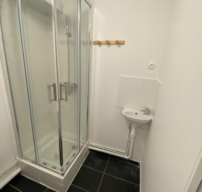 Espace Coliving  T1 meublé 17 à 25m2 terrasse - EVRY GARE UNIVERSITES