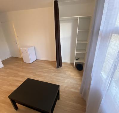 Espace Coliving  T1 meublé 17 à 25m2 terrasse - EVRY GARE UNIVERSITES