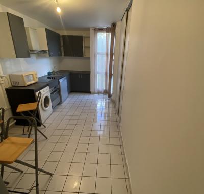 Espace Coliving  T1 meublé 17 à 25m2 terrasse - EVRY GARE UNIVERSITES