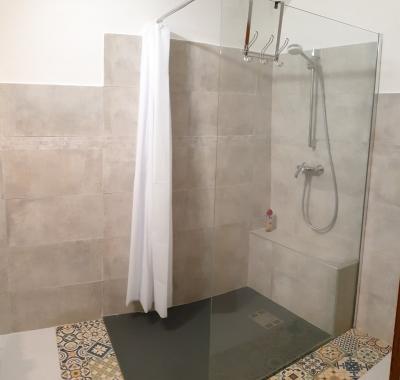 Grande maison d'artiste proche Perpignan (2-12 personnes)