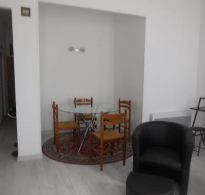 Loue Appartement meublé centre-ville (rdc 2 )