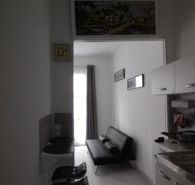 Loue Appartement meublé centre-ville (rdc 2 )