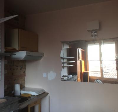 CHAMBRE comme un studio pour 1 ou 2 personnes Petit Dej offert