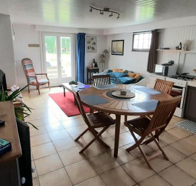 Studio indépendant dans maison individuelle