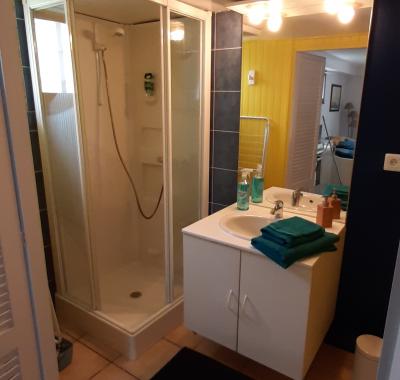 Studio indépendant dans maison individuelle