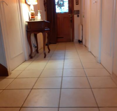 Chambre dans une maison pleine de vie