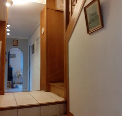 Chambre dans une maison pleine de vie