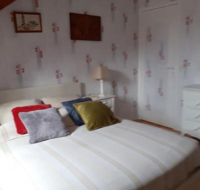 Chambre dans une maison pleine de vie