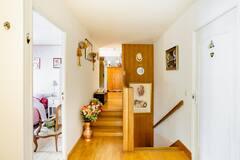 Chambre dans une maison pleine de vie