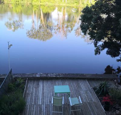 Charmante chambre en bord de rivière