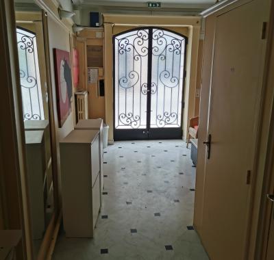 Chambre à louer dans hôtel particulier