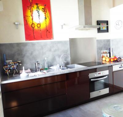 Belle chambre avec patio privé Nîmes centre ville