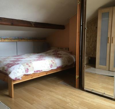 Chambre dans pavillon