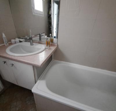 Chambre à louer dans t4 partagé calme