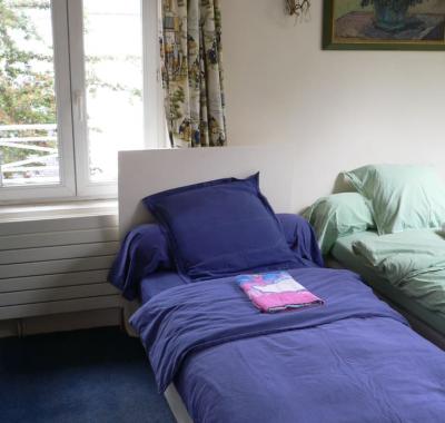 Chambre indépendante tout confort -10 mn du centre-ville