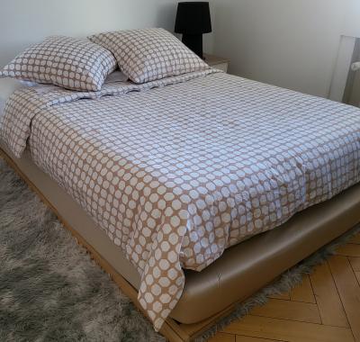 Charmante chambre, TV et WiFi