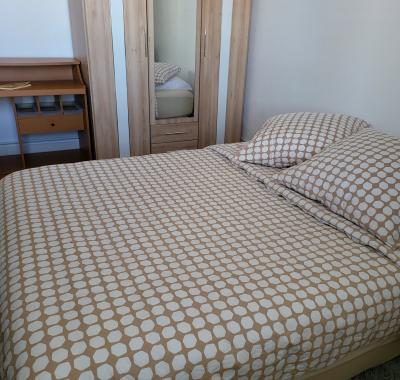 Charmante chambre, TV et WiFi