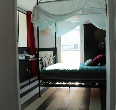 Chambre avec terrasse privée dans un duplex