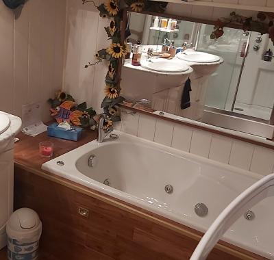 Chambre a louer 2 personnes + 1 enfant