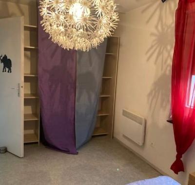 Chambre proche funiculaire et gare